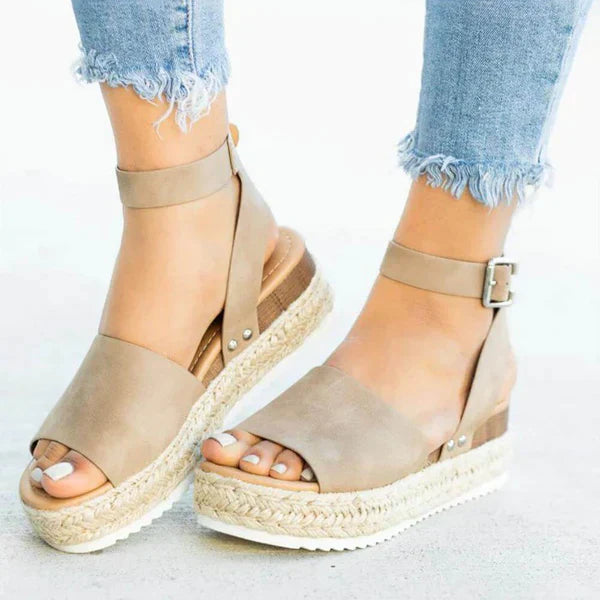 Leopard Print Flat Sandals with Ankle Strap Detail for Women