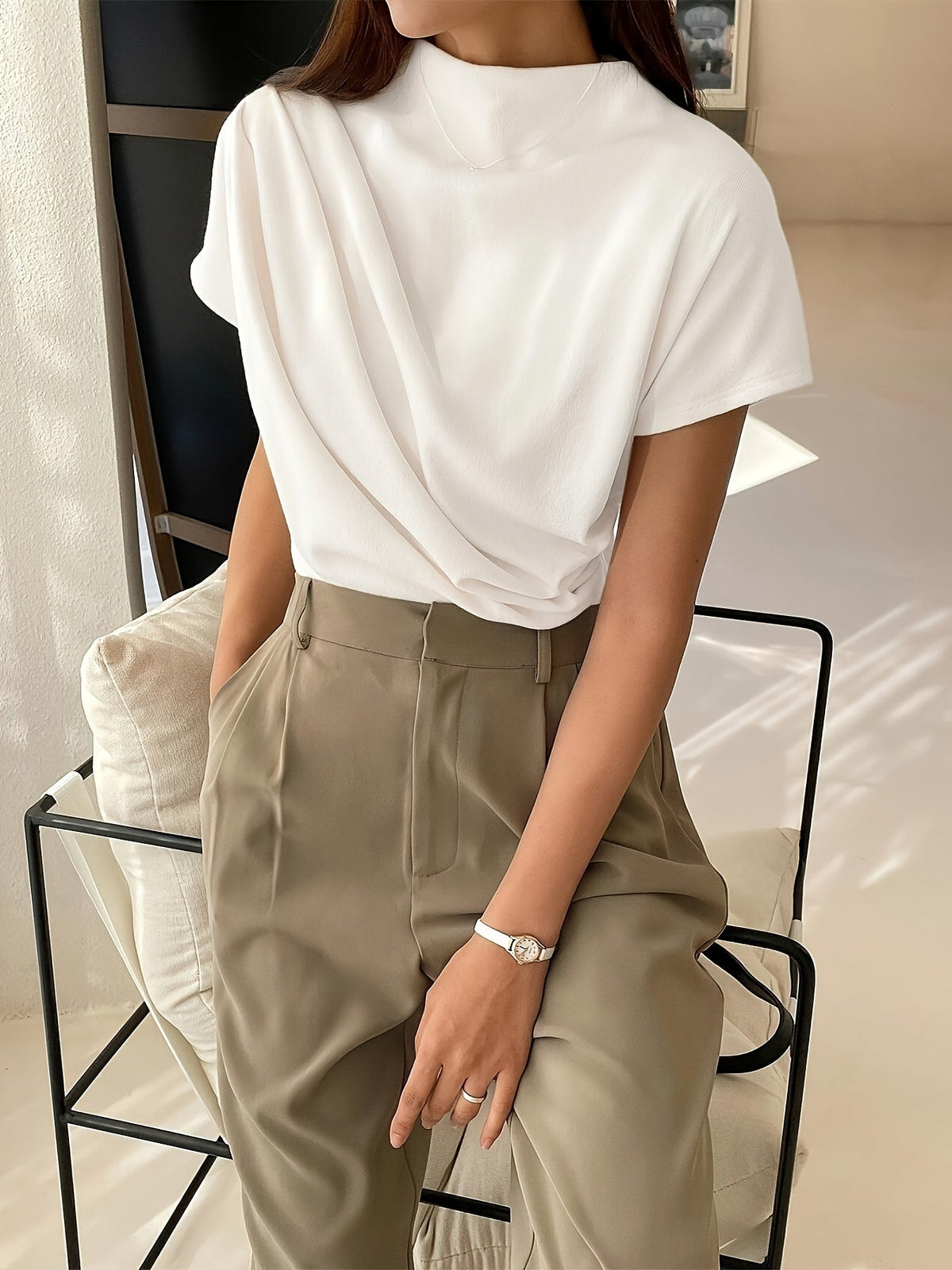 Fitted Summer Casual Sleeveless Top for Women