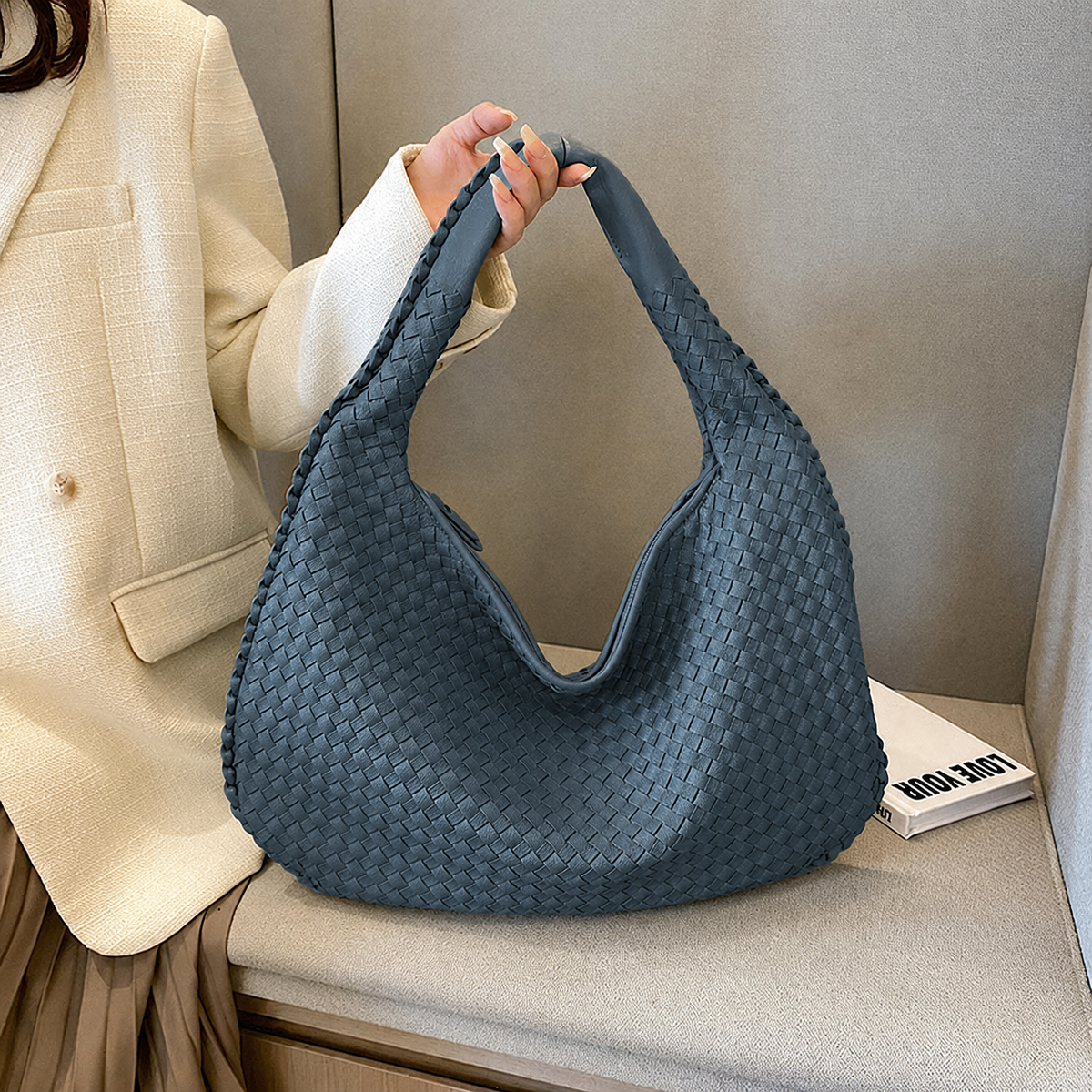 Woven Shoulder Bag in Faux Leather for women