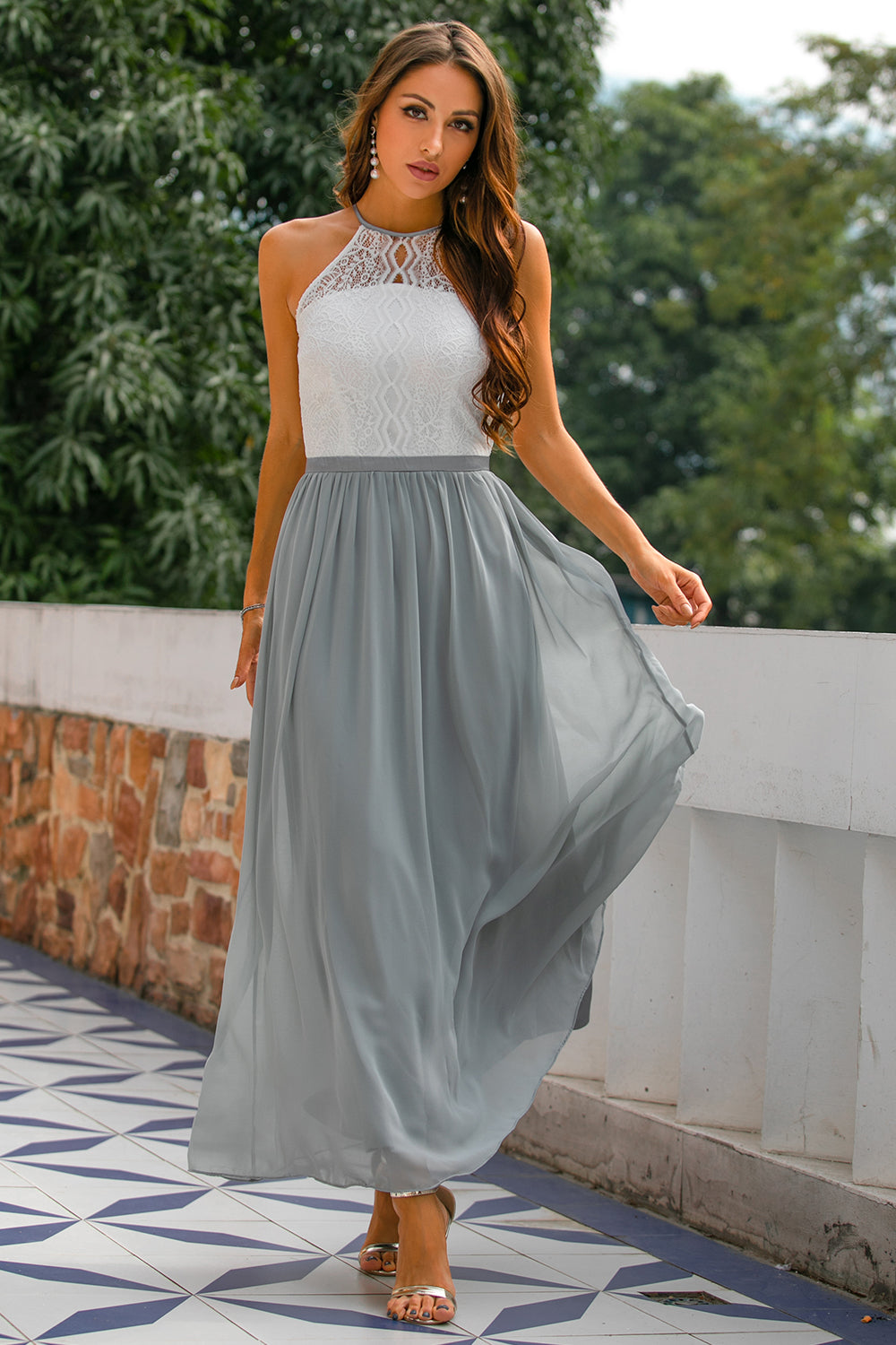 Flowing Fitted Full-Length Maxi Dress with Halter Neck for Women