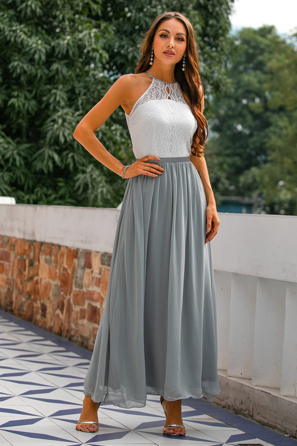 Flowing Fitted Full-Length Maxi Dress with Halter Neck for Women